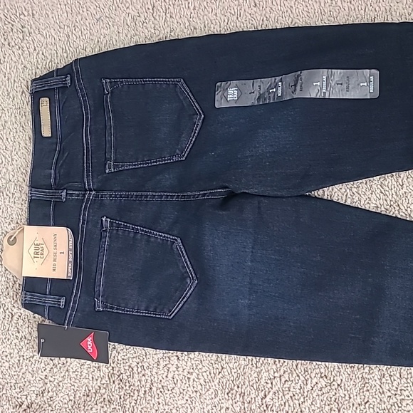 Mid Rise Skinny Jeans - Picture 8 of 14
